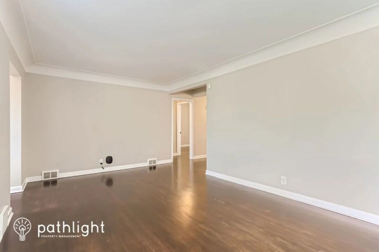 2833 Louisiana Ave S - Photo 3 of 21