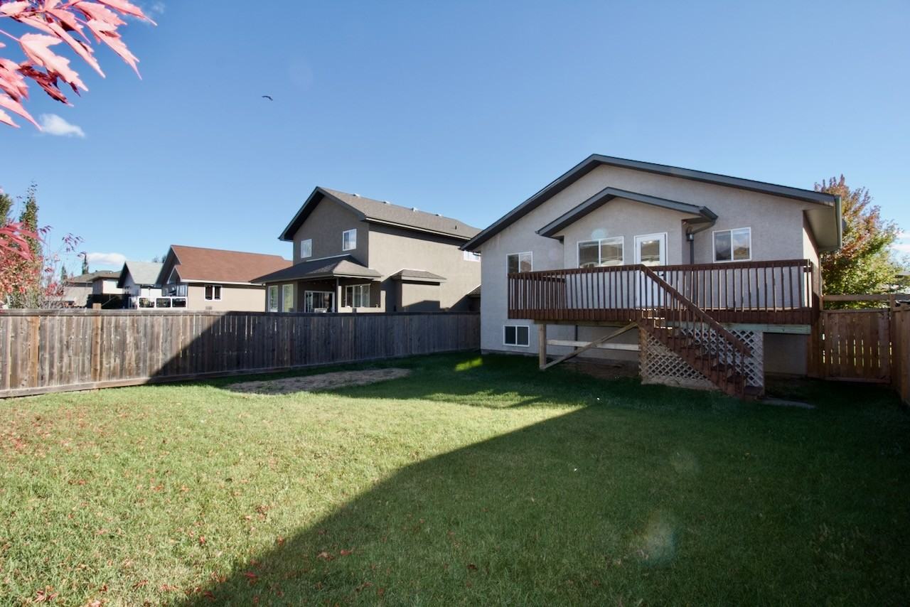 9714 102 Ave - Photo 3 of 39