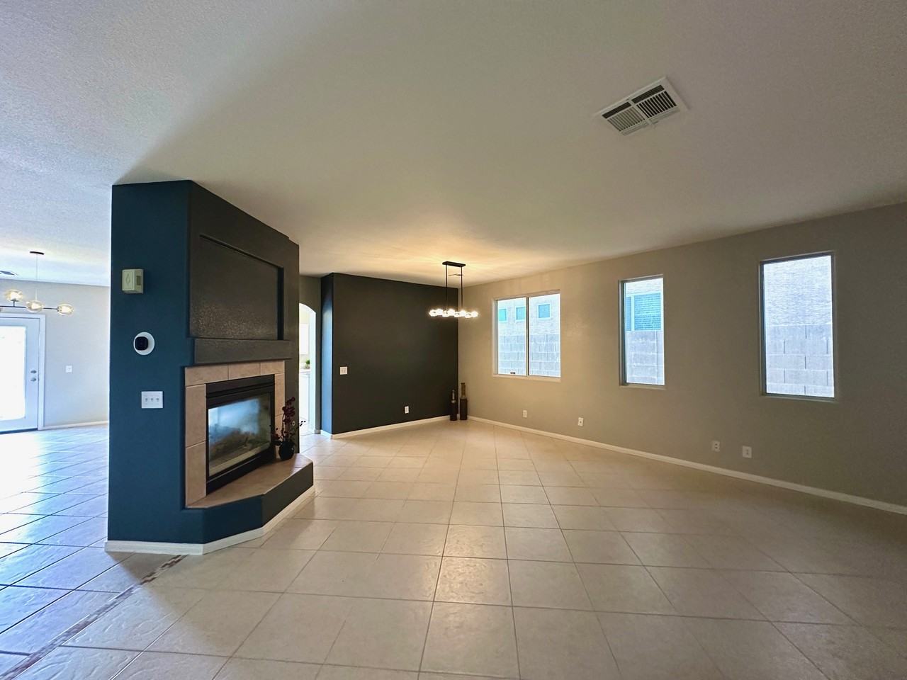 5007 Caprock Canyon Avenue - Photo 5 of 35