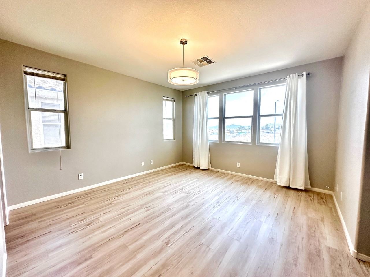 5007 Caprock Canyon Avenue - Photo 2 of 35