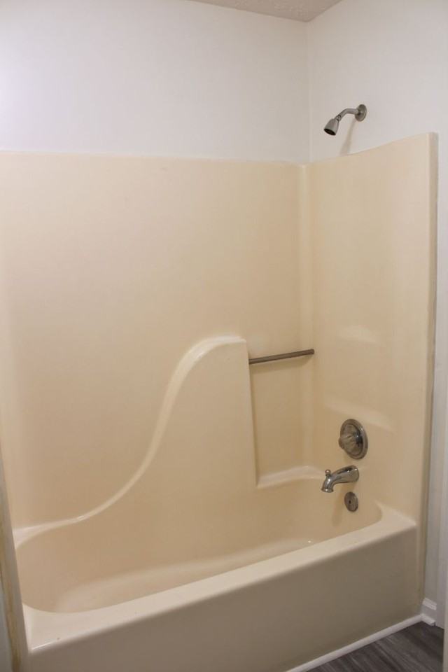 133 Haverford Ct - Photo 4 of 7