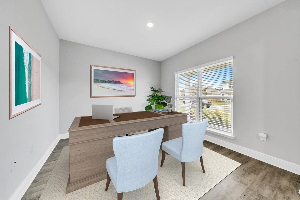 44 Oak Trees Ln W - Photo 2 of 32