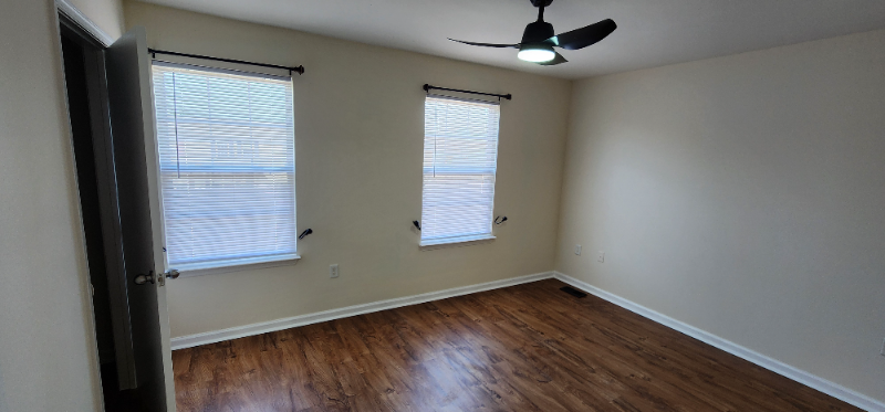 6 Cole Blvd - Photo 2 of 14