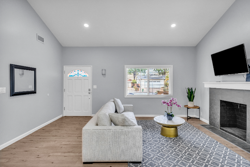 5676 East Bloomfield Street - Photo 7 of 36