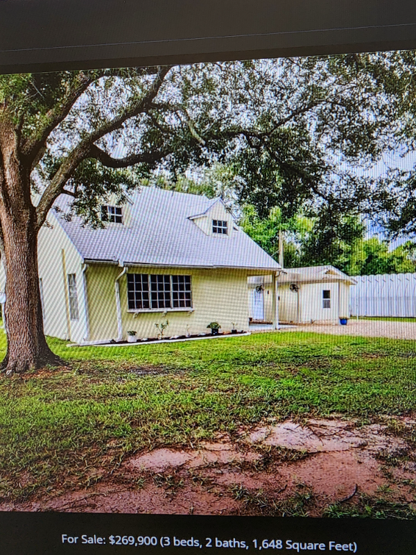 1597 Se Peach Dr - Photo 2 of 12