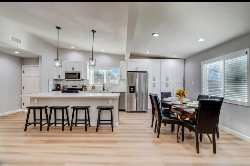 7745 Geyser Ave - Photo 2 of 20