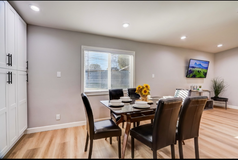 7745 Geyser Ave - Photo 3 of 20