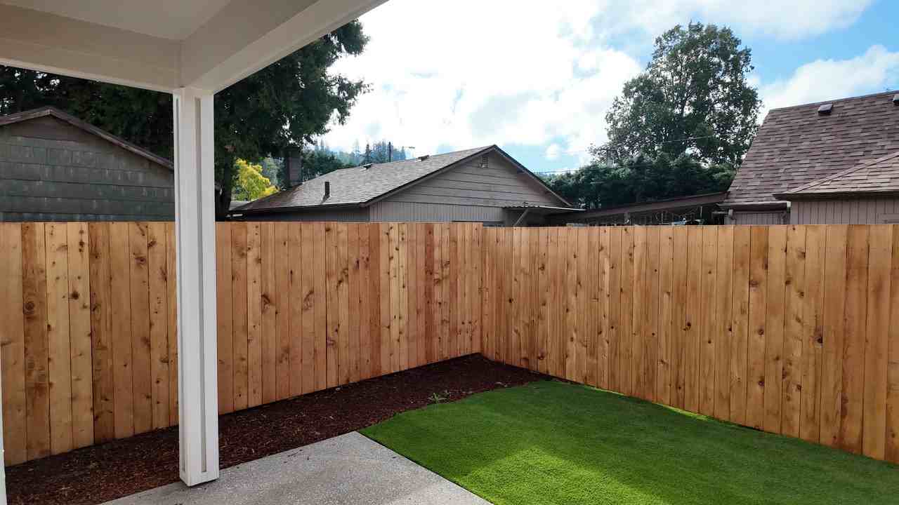 8702 Se Clatsop St #NA - Photo 3 of 11