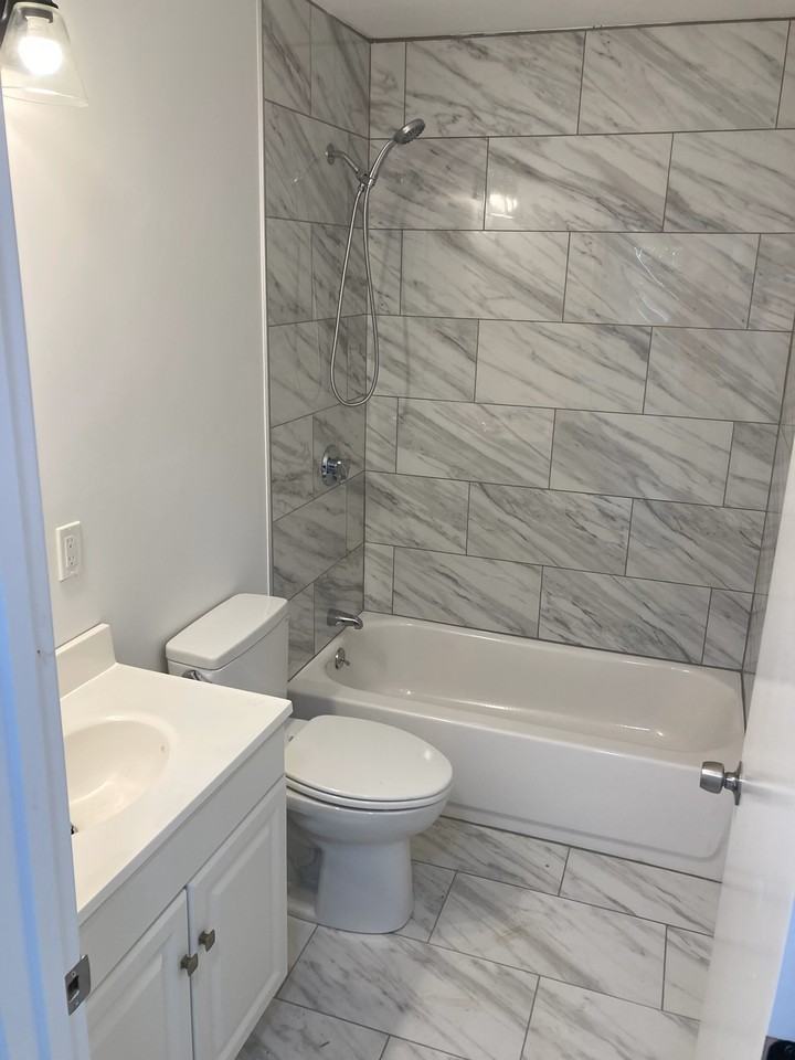 9 Helens Way #1 - Photo 3 of 4