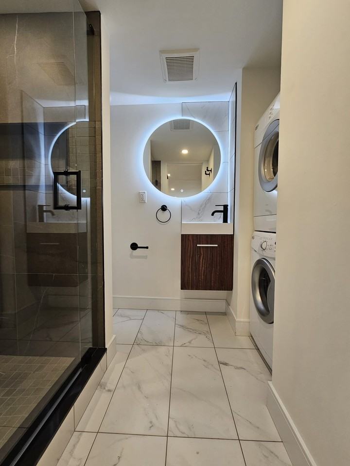 106 Allenby Ave - Photo 2 of 10