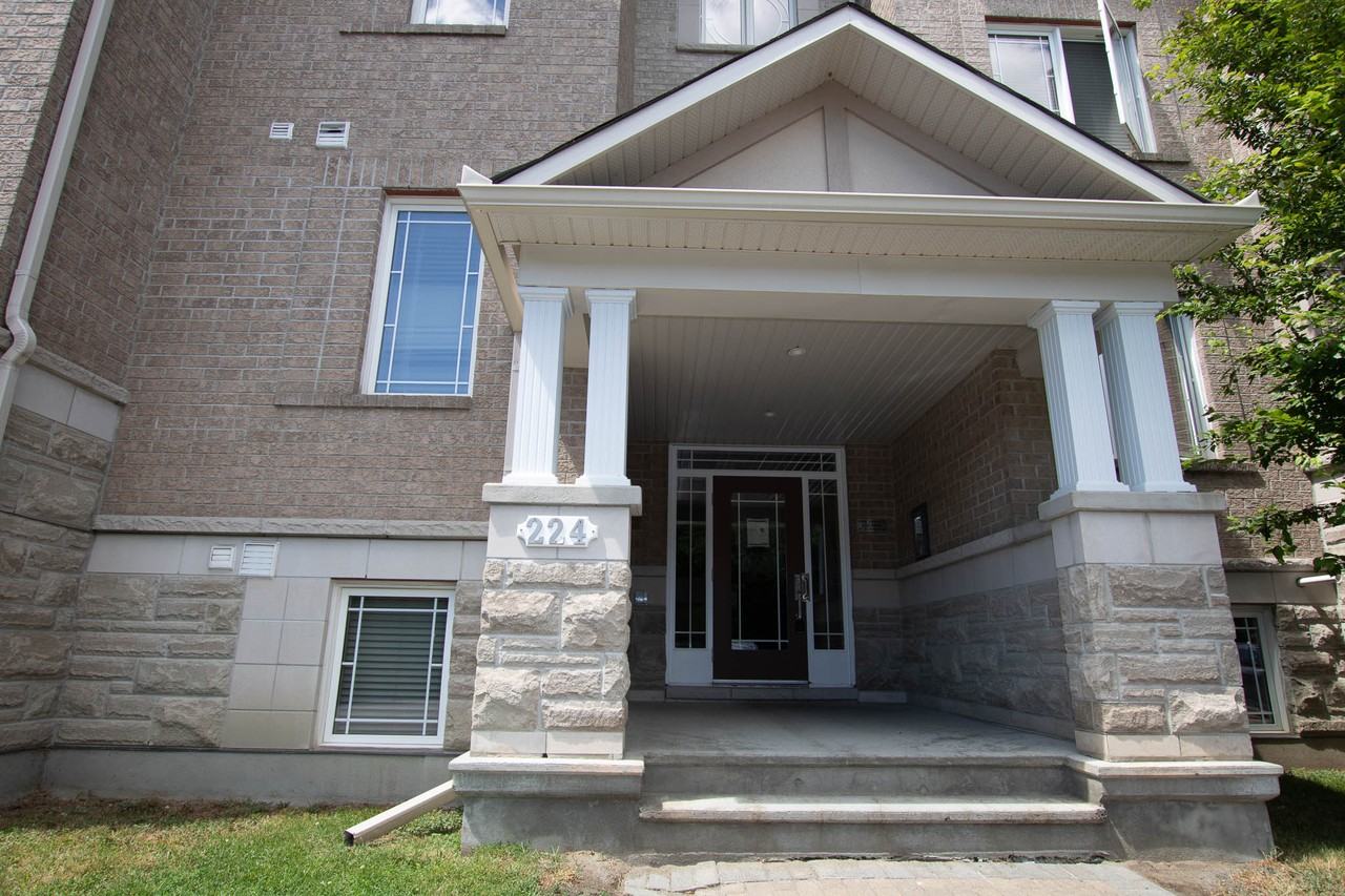 224 Paseo Private #3 - Photo 2 of 24