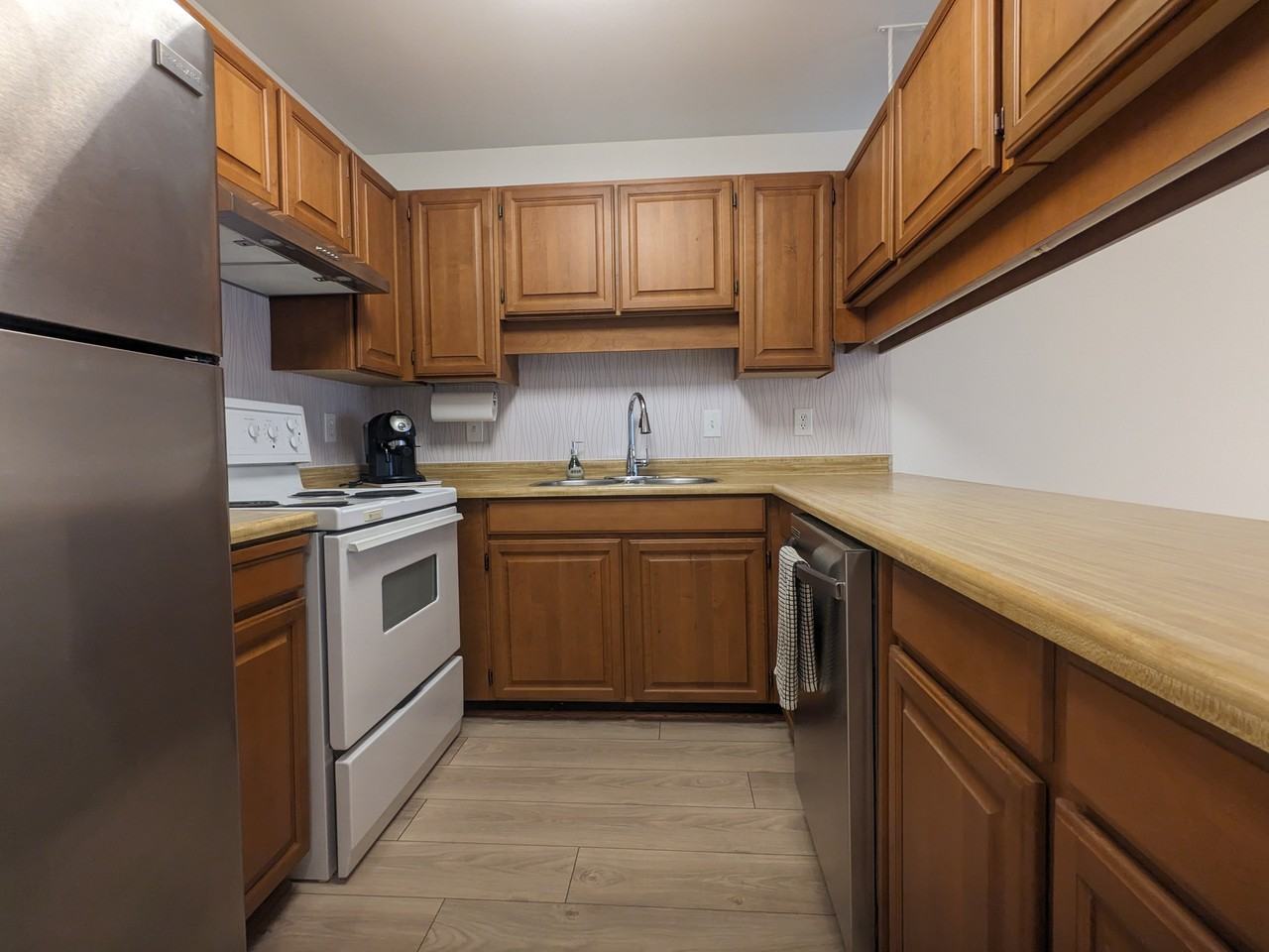 9831 Belfriar Drive - Photo 3 of 29