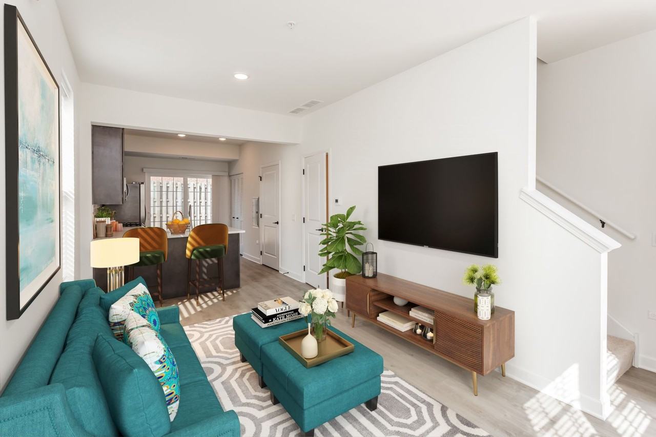 The Townes of Naper - Photo 3 of 35