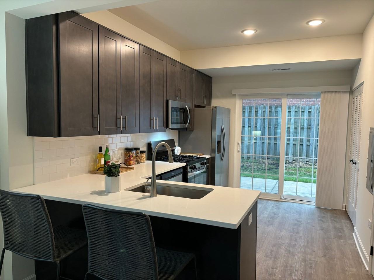 The Townes of Naper - Photo 2 of 35