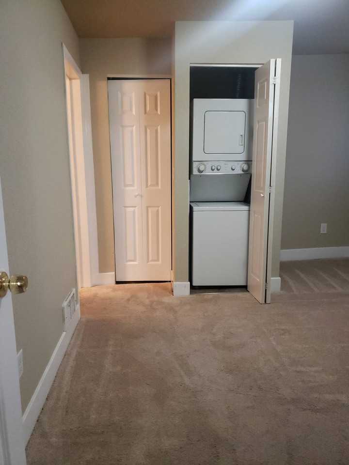 Sunrise Suites Auburn - Photo 2 of 6