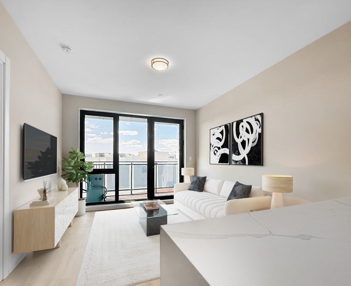 13247 Metropolitan Ave #5E - Photo 4 of 17