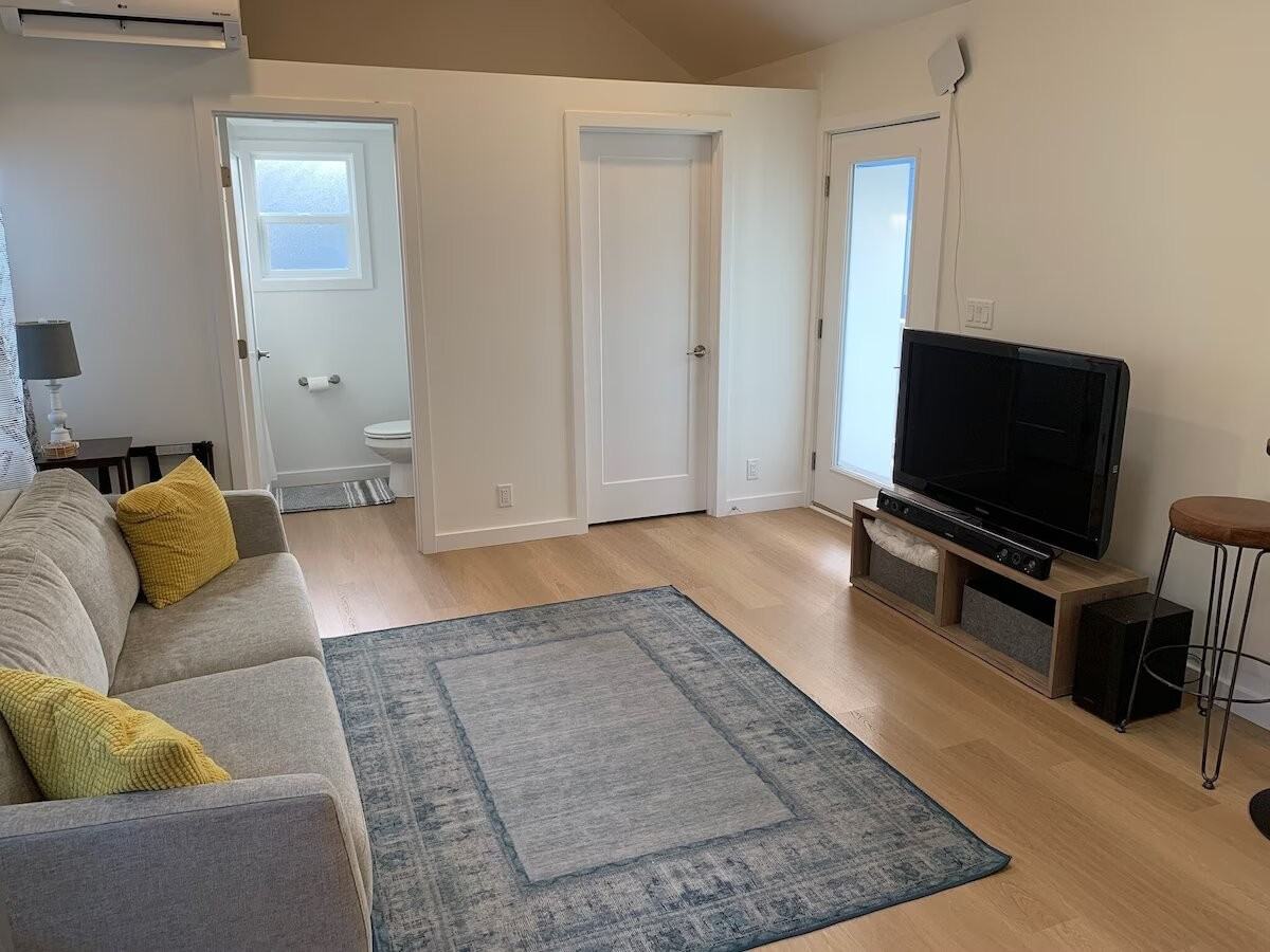 6625 Holly Pl Sw - Photo 3 of 3