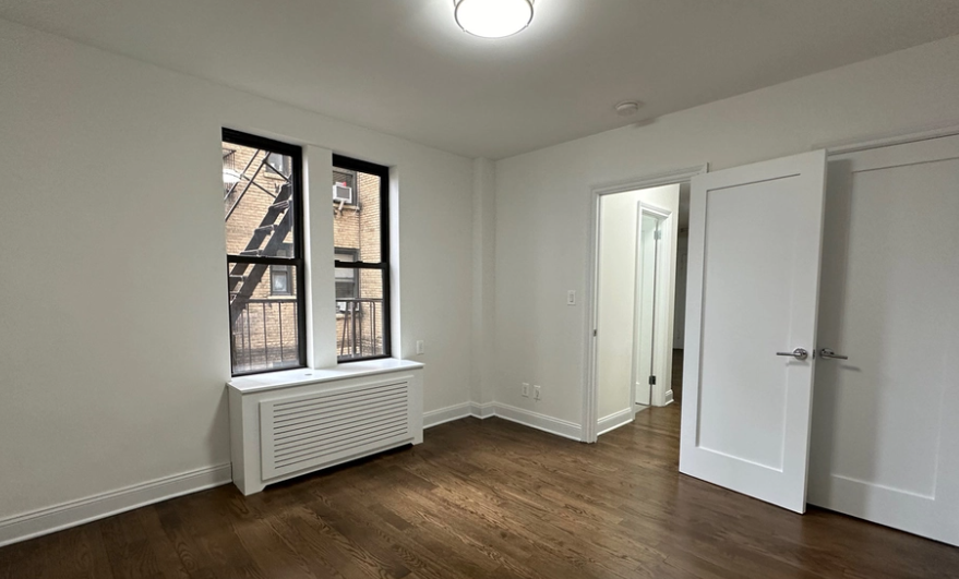 73 W 12th St #2G - Photo 6 of 8