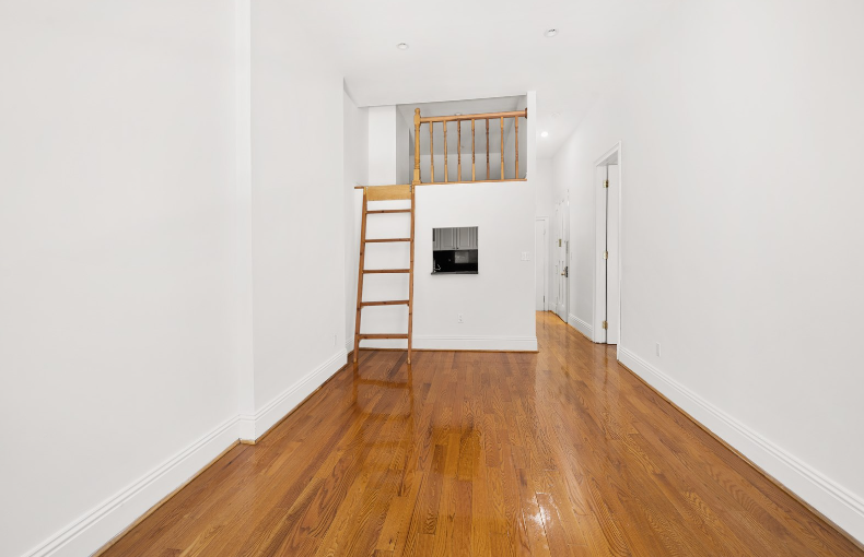 39 West 54th Street #2A - Photo 2 of 5