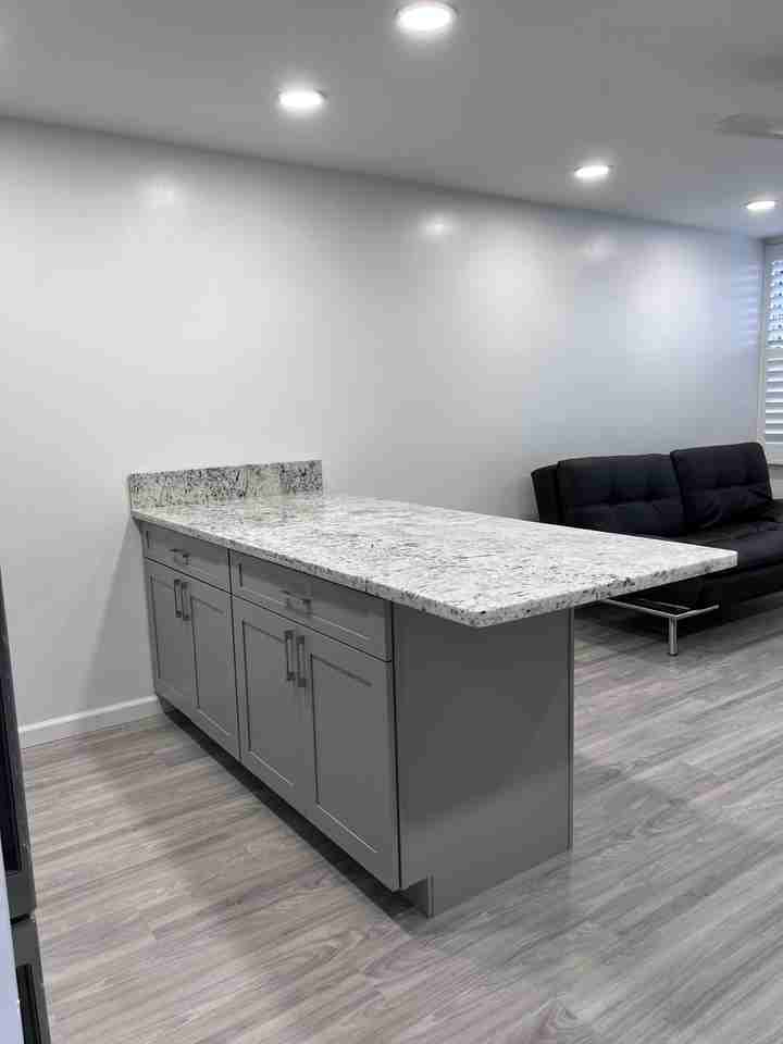 5122 Likini St #101 - Photo 6 of 9