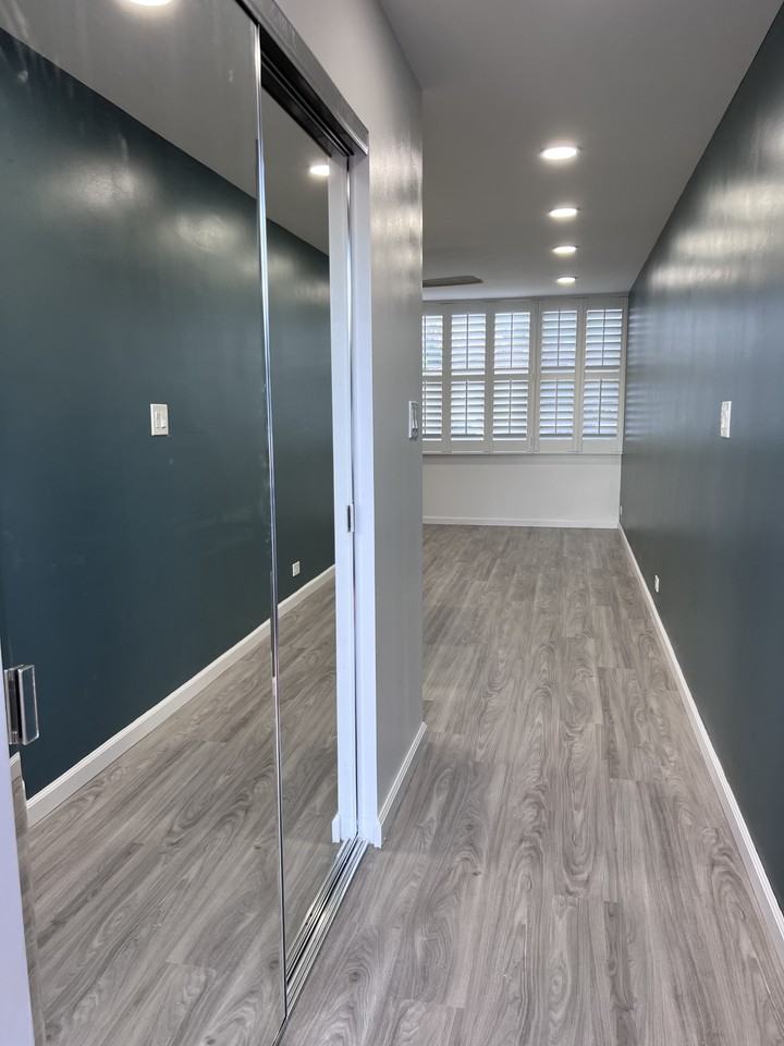 5122 Likini St #101 - Photo 7 of 9