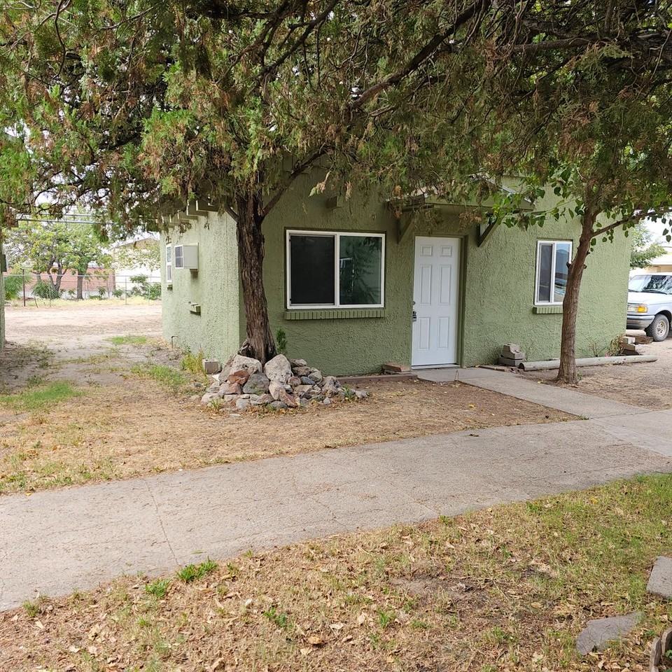 Green Gables - Photo 2 of 8