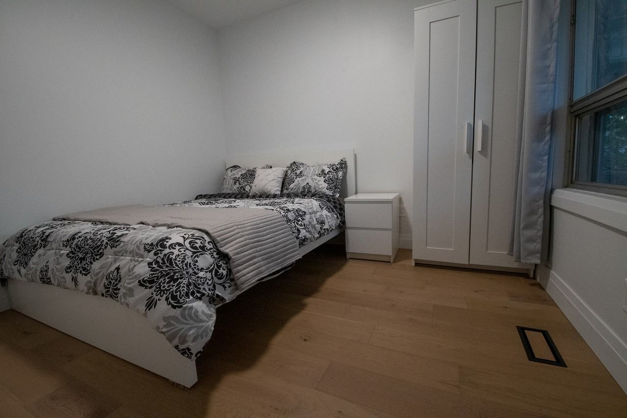 Gerrard St E & Pape Ave - Photo 2 of 4