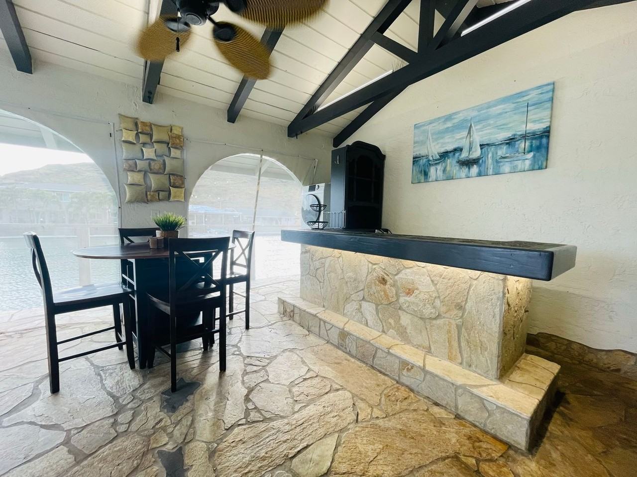 6767 Hawaii Kai Dr - Photo 2 of 14
