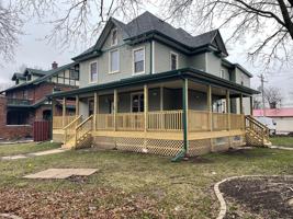 featured image of 1 Whites Pl