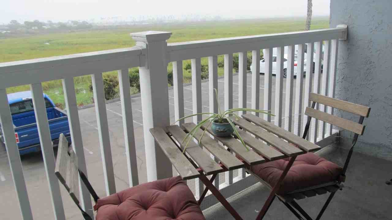 1111 1111 Seacoast 50 - Photo 3 of 11