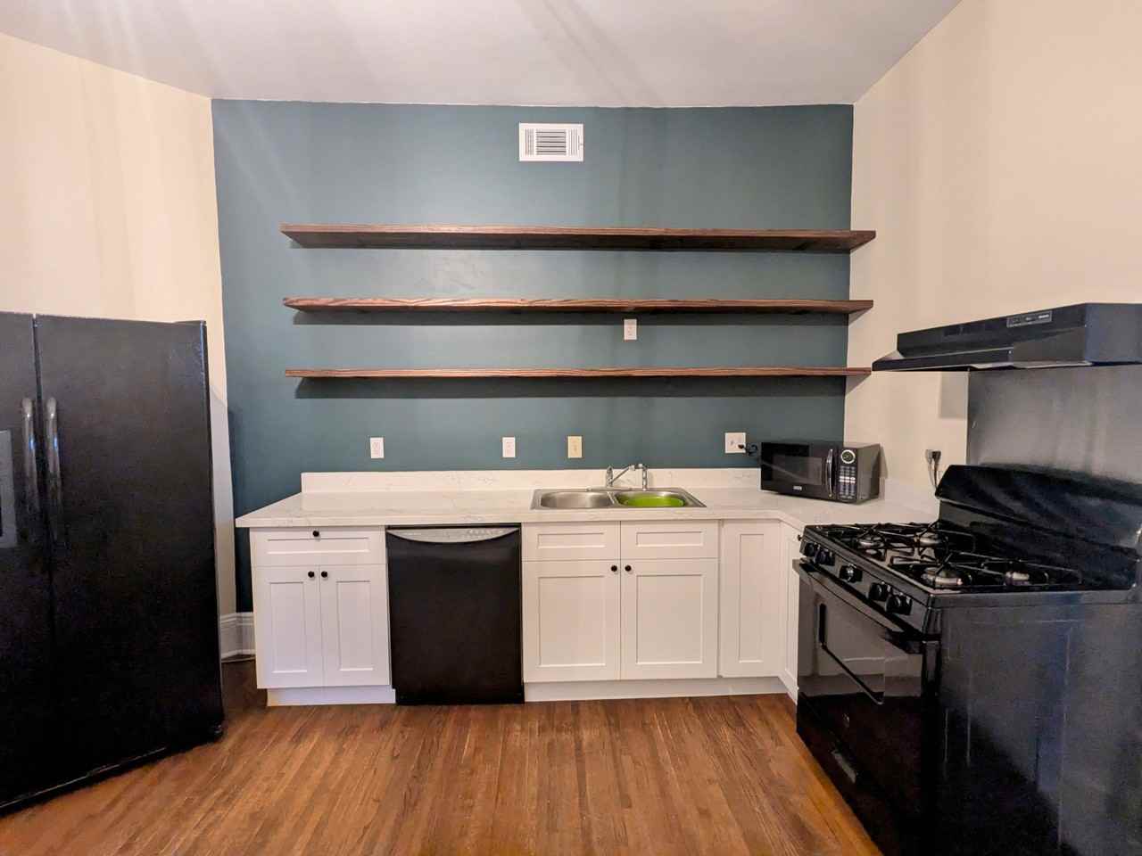 1461 S 1st St #2 - Photo 2 of 30