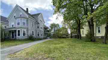 featured image of 359 Crescent St #2