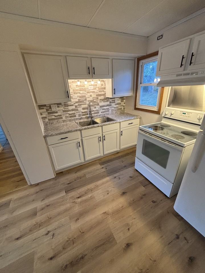 207 S Main St #1 - Photo 2 of 12