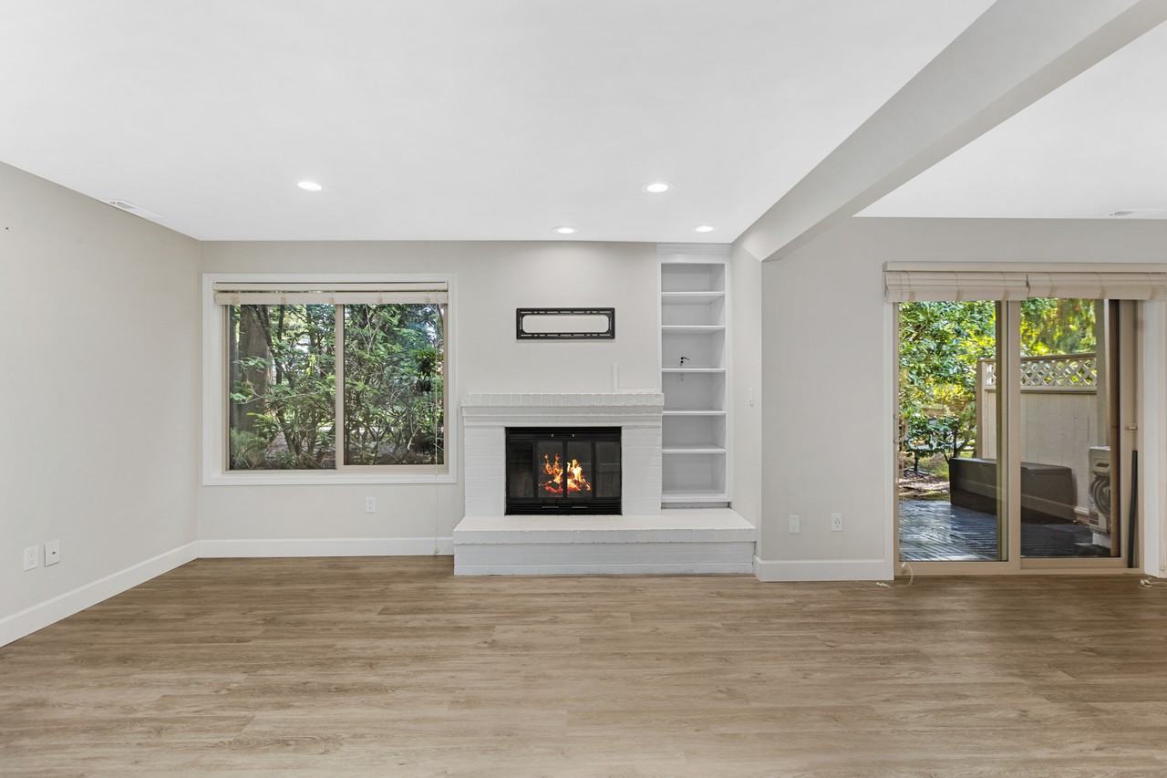 16000 Village Green Dr #B - Photo 5 of 50
