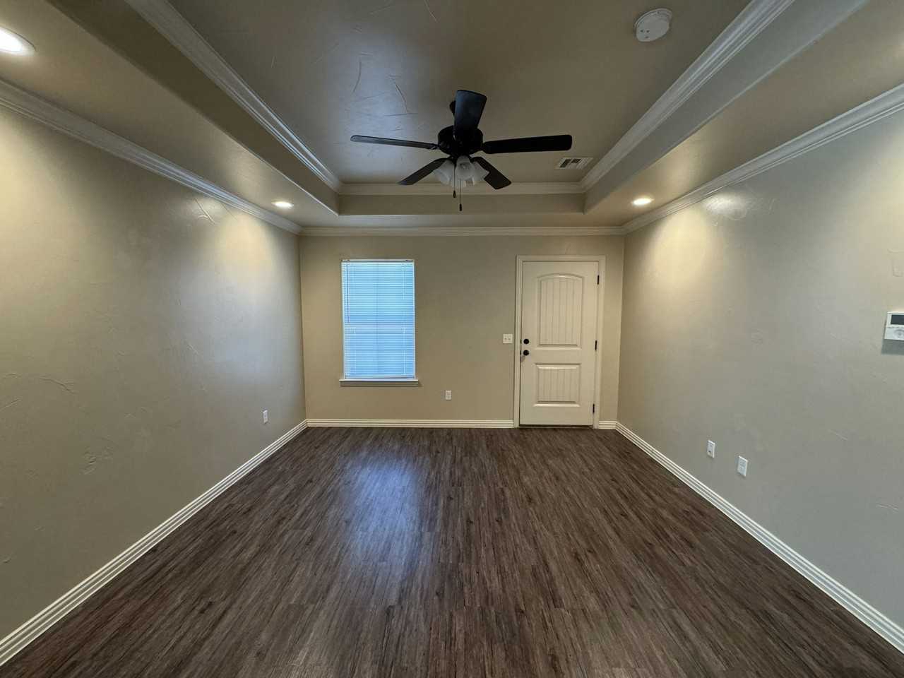 9935 Deborah Ln - Photo 2 of 7