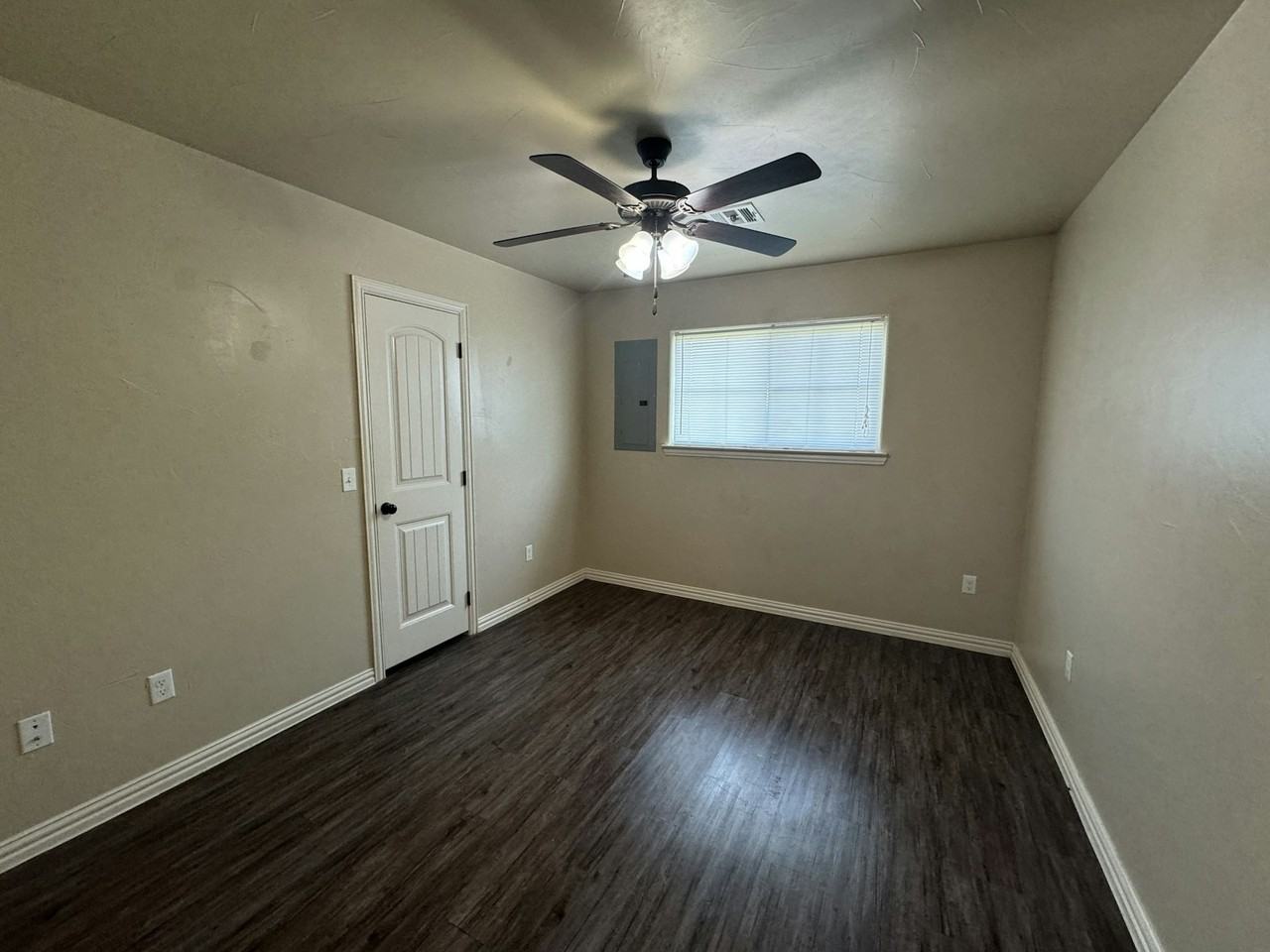 9963 Deborah Lane, Unit 9963 B Deborah Ln. - Photo 4 of 6