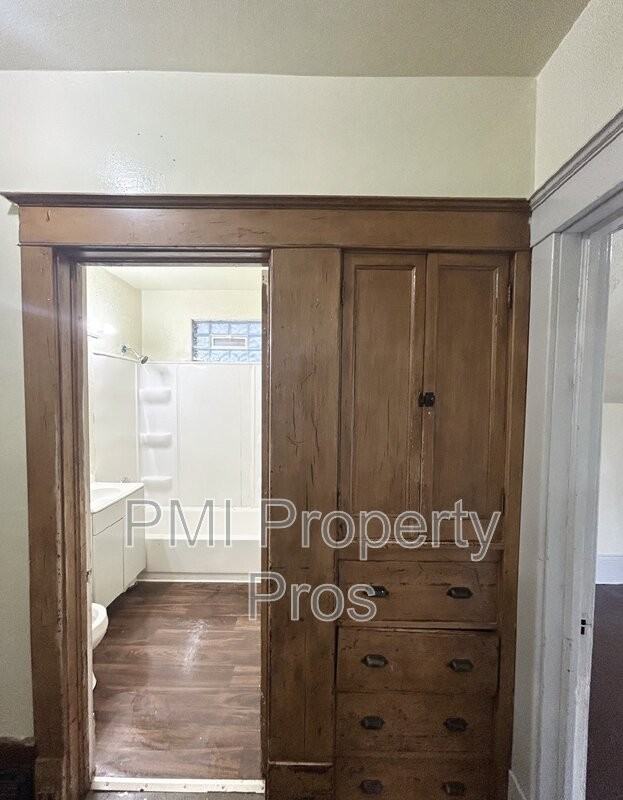 3356A N 21st St - Photo 3 of 5