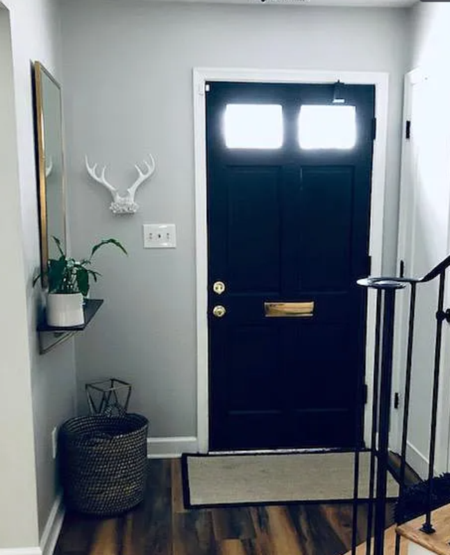 8208 Carrleigh Pkwy - Photo 2 of 10