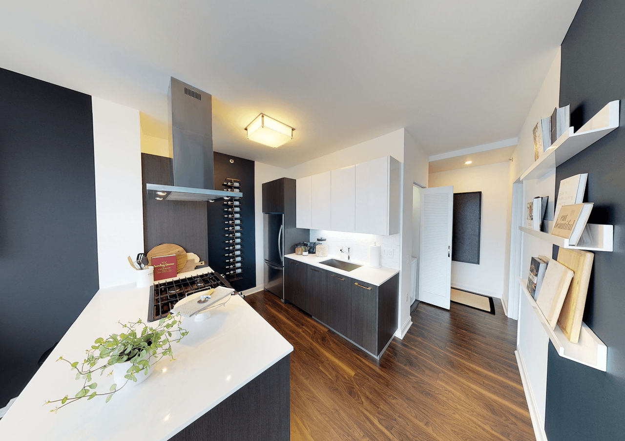 228 N Dearborn St #1906 - Photo 5 of 39