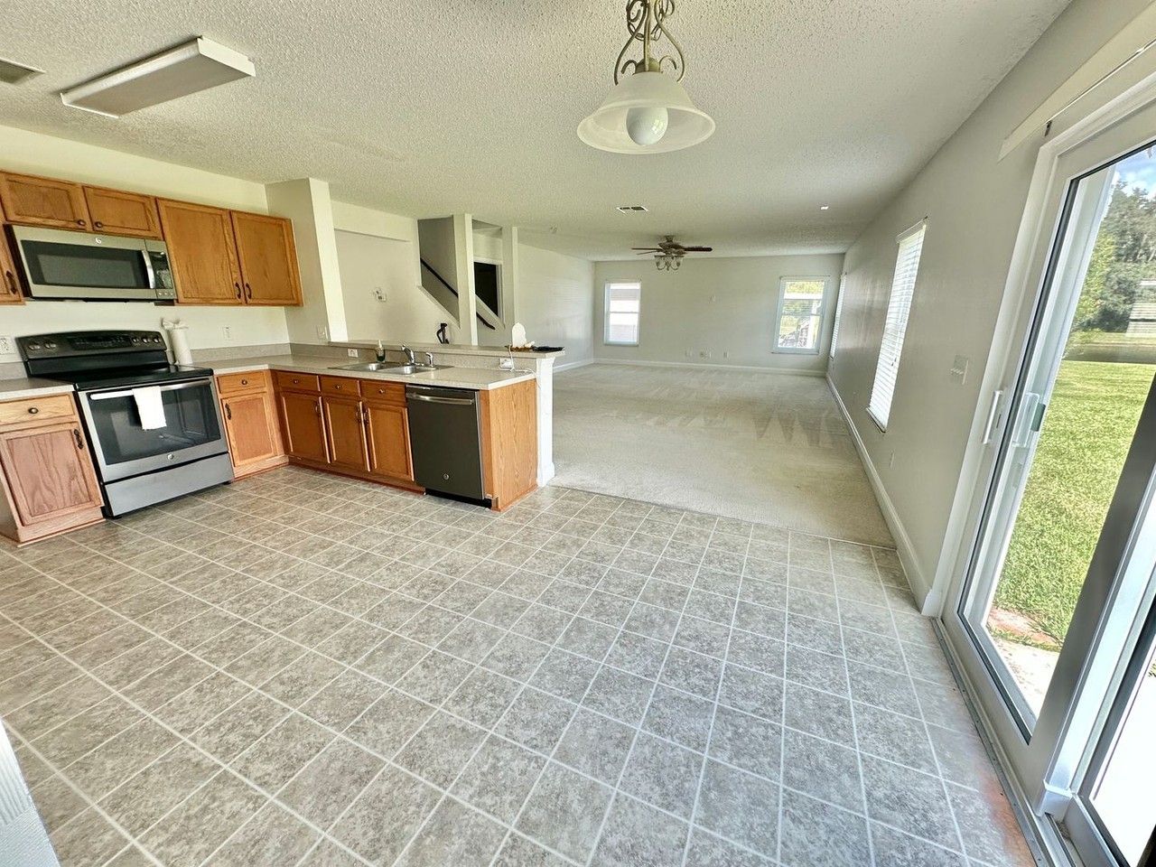 107 Keystone Crest Ct - Photo 5 of 43