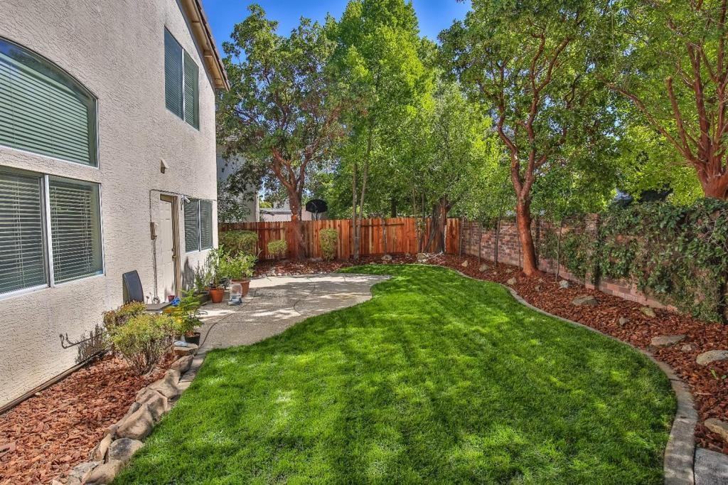 5402 Silver Poplar Ln - Photo 6 of 7