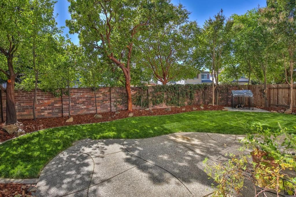 5402 Silver Poplar Ln - Photo 7 of 7