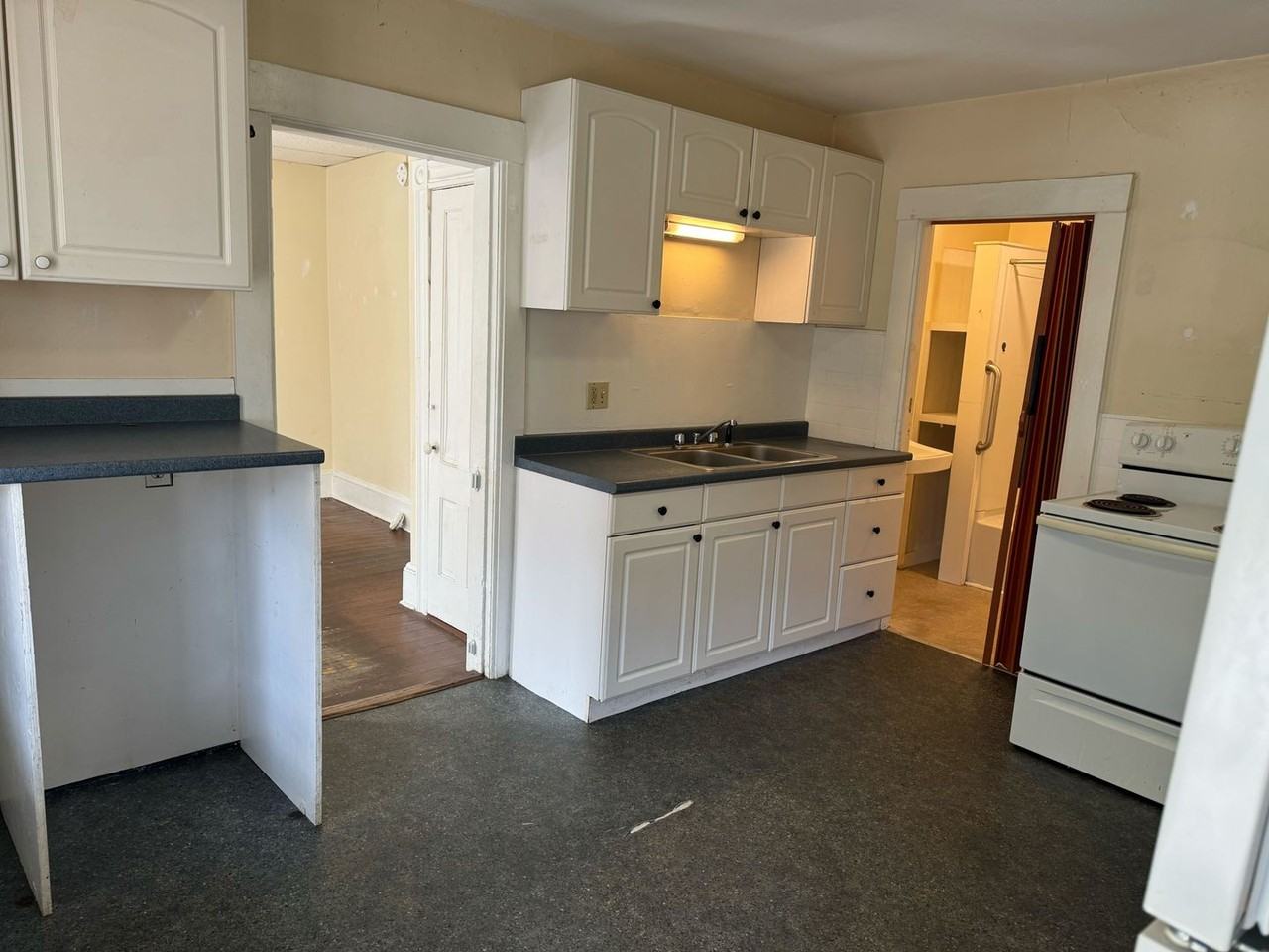 5 West St - Photo 3 of 17