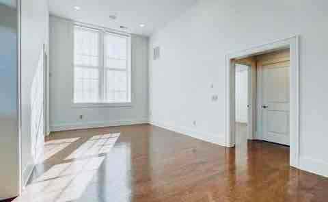 3501 Lyles St #K - Photo 2 of 9