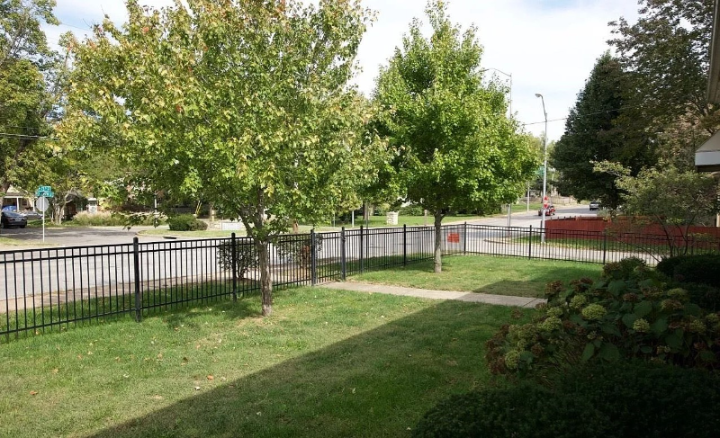 1005 W 75th St - Photo 2 of 36