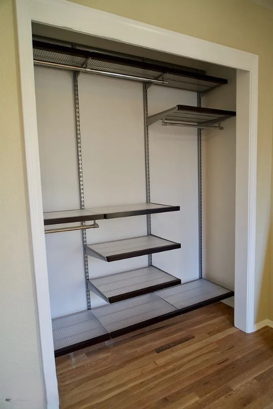 1005 W 75th St - Photo 4 of 36