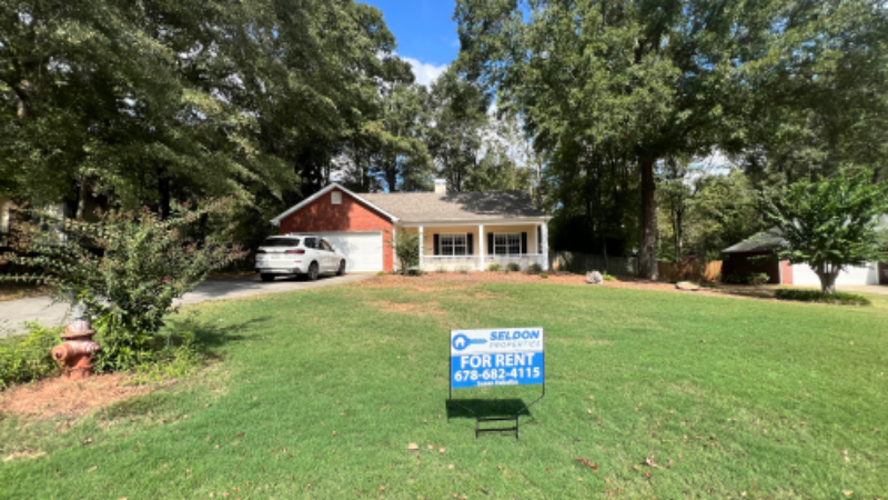 140 Piedmont Dr - Photo 2 of 17