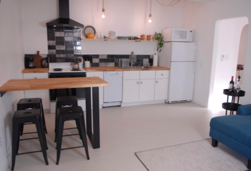 617 E Krall St #1 - Photo 2 of 14