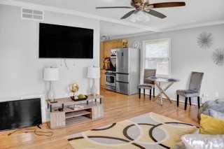 2509 Lakehurst Ave #NA - Photo 2 of 23