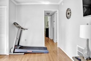 2509 Lakehurst Ave #NA - Photo 3 of 23